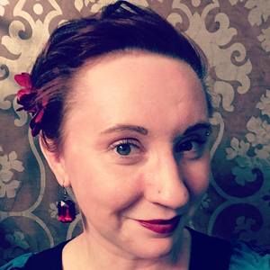 Meet your Posher, Cassandra